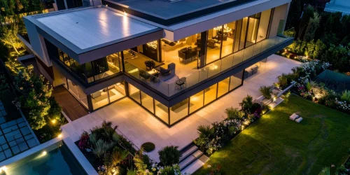 Dividing Luxury Homes in Hermosa Beach Divorce Cases